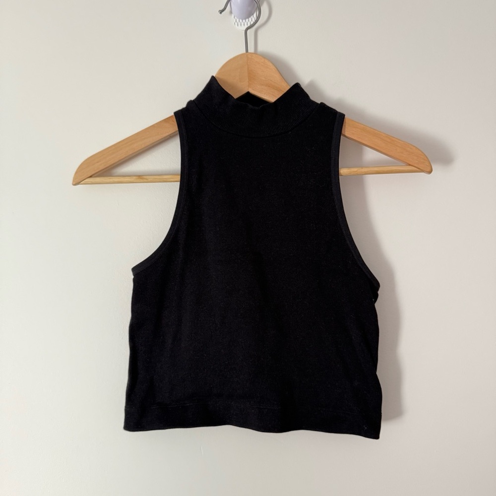 🌱2/$10 | Dynamite Crop Tank